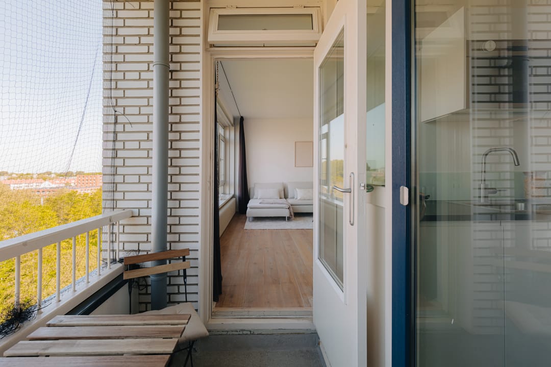 Photo 16 of Maassluisstraat 52