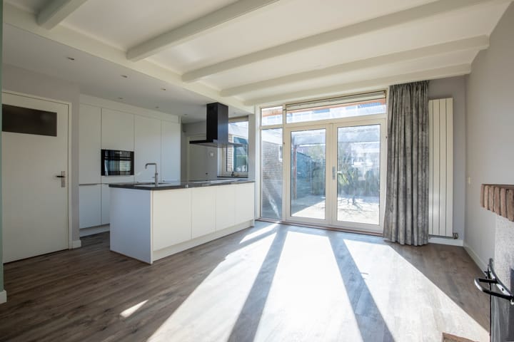 Foto 9 van Reinier Noomsstraat 15