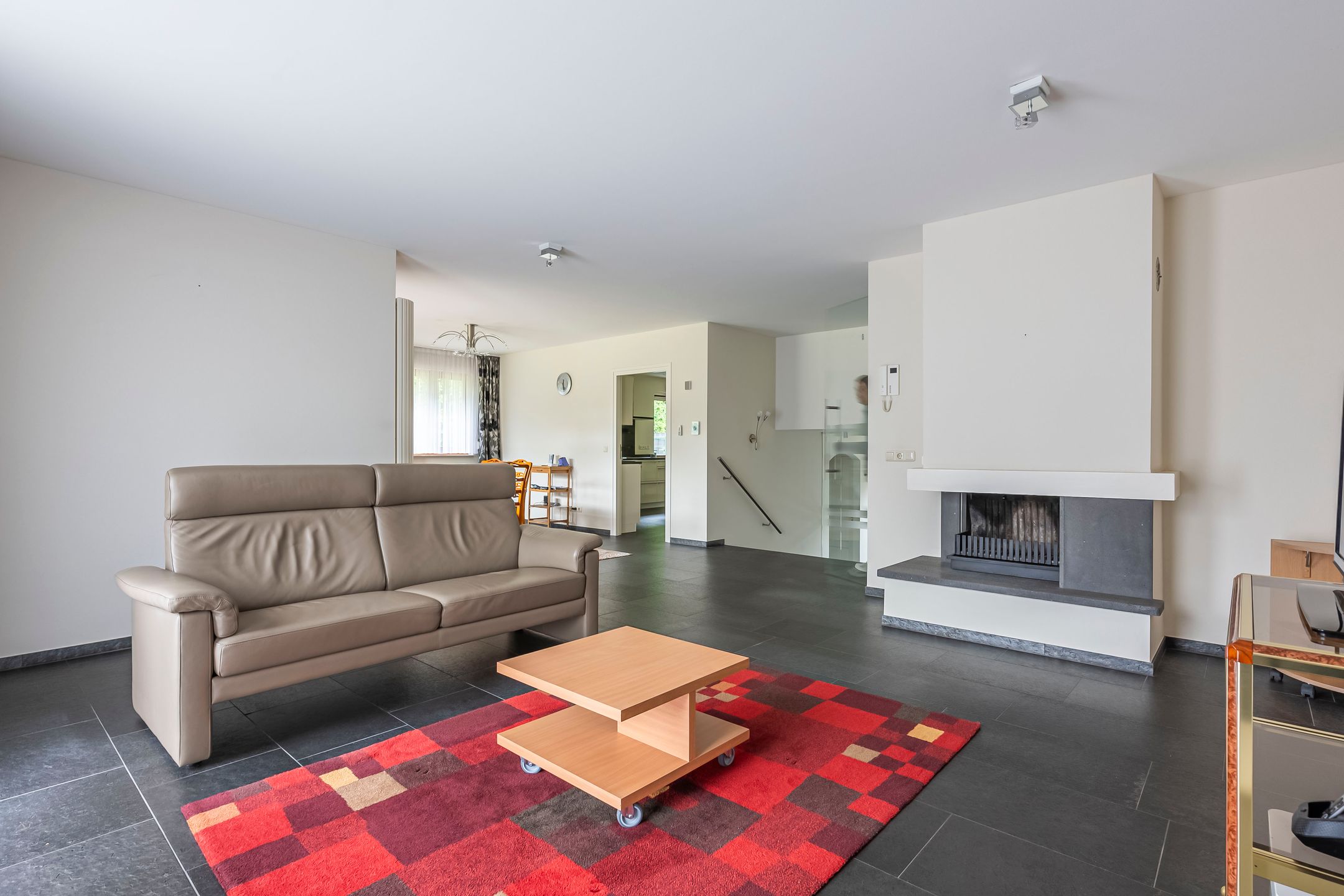 Photo 9 of Albert Cuypstraat 2