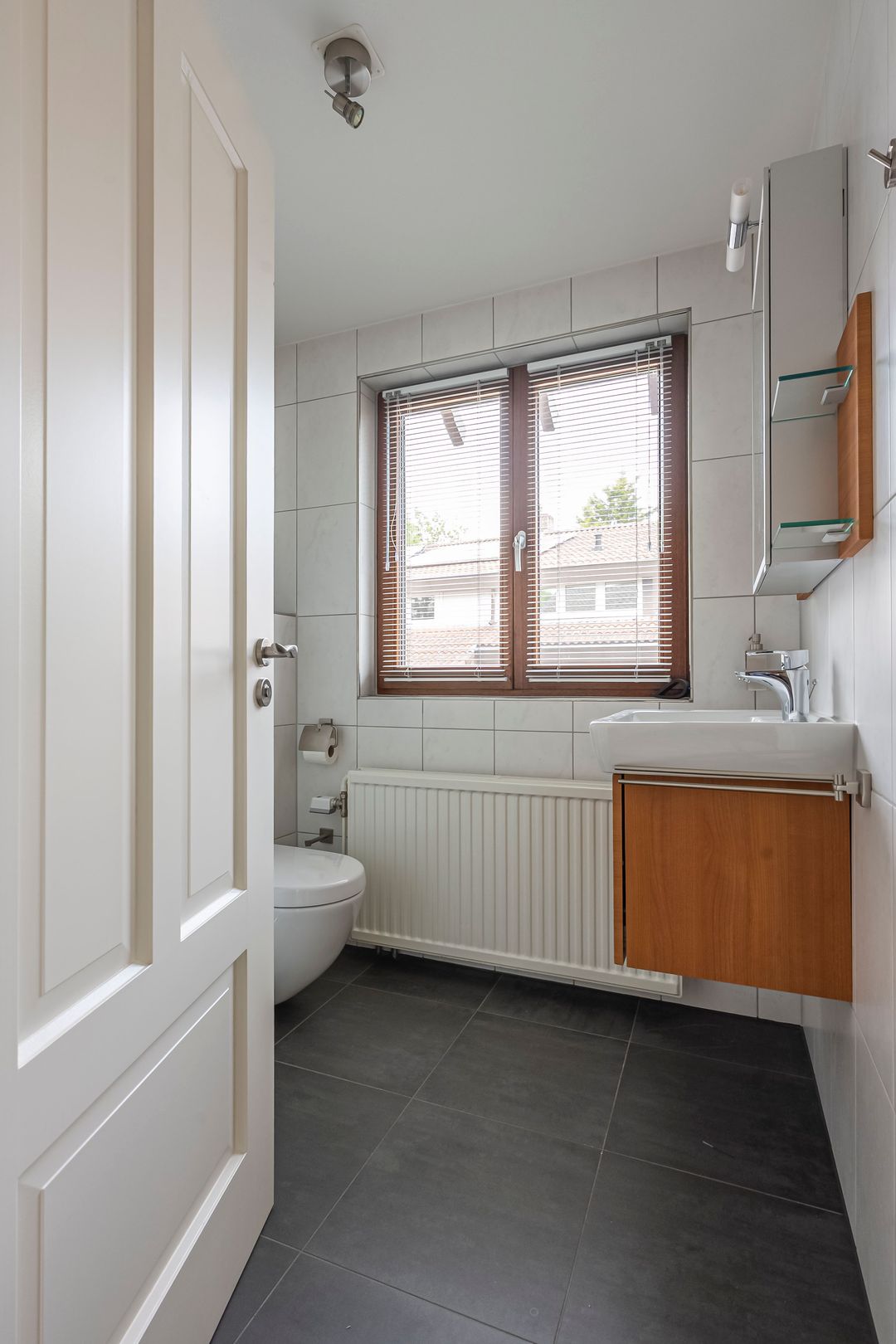 Photo 22 of Albert Cuypstraat 2