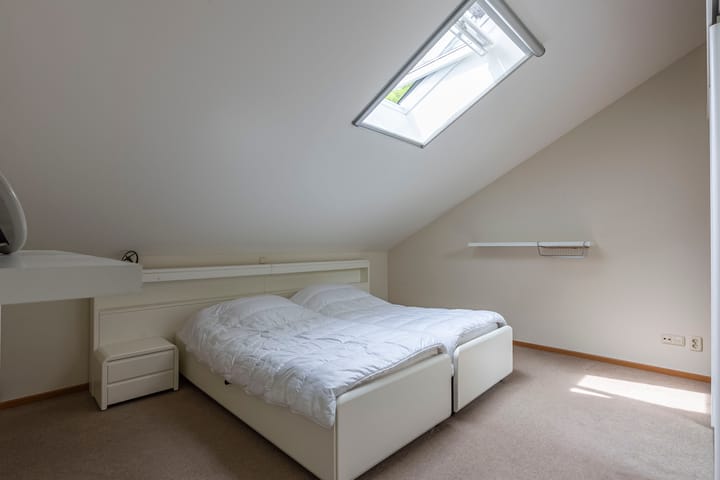 Foto 24 van Albert Cuypstraat 2