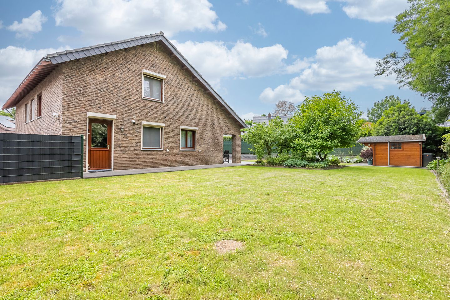 Photo 35 of Albert Cuypstraat 2