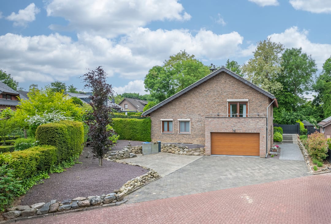 Photo 37 of Albert Cuypstraat 2