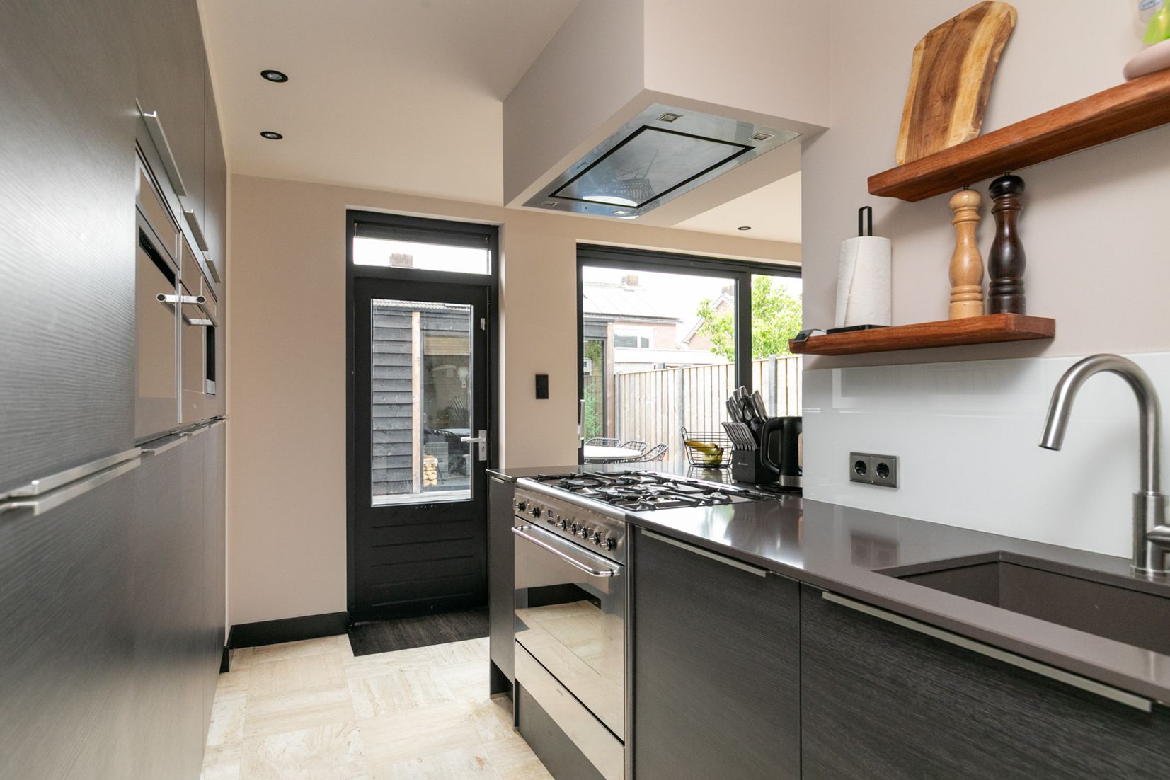 Foto 12 van Ruymheuvel 14