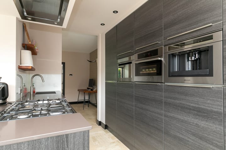 Foto 17 van Ruymheuvel 14