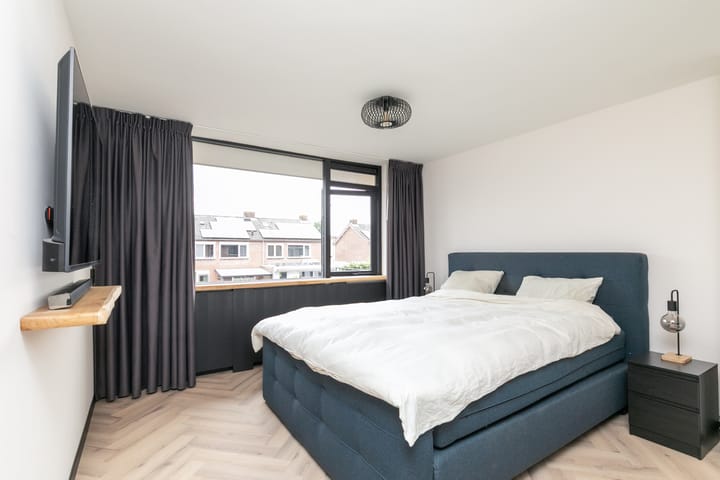 Foto 22 van Ruymheuvel 14