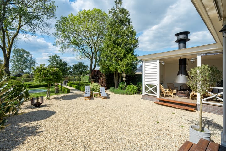 Photo 5 of Hoofdweg 68