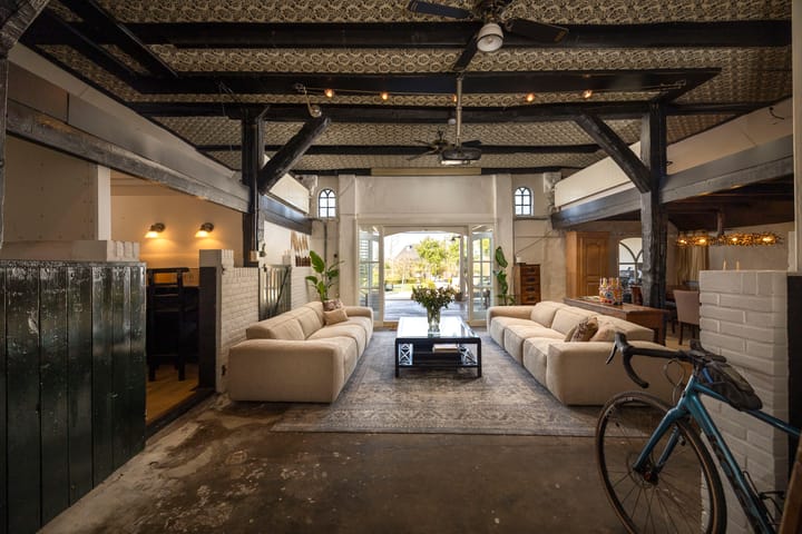 Photo 3 of Hoofdweg 68