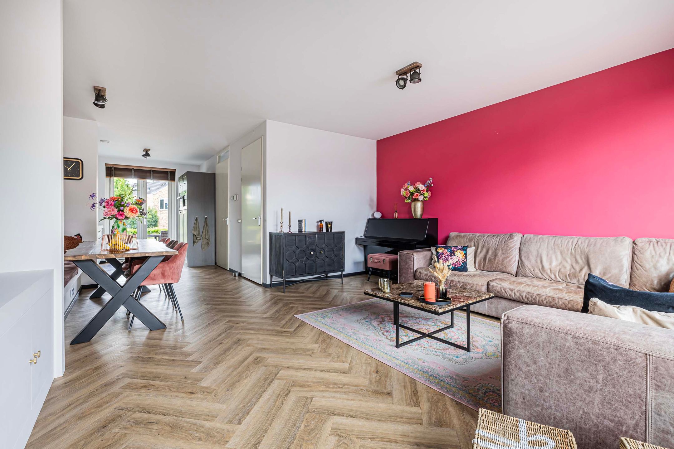 Photo 6 of Bundelzwam 33