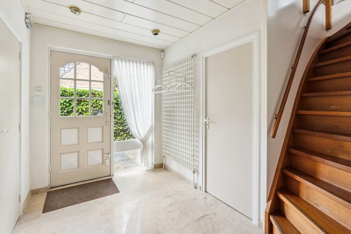 Photo 9 of Karel de Grotelaan 86