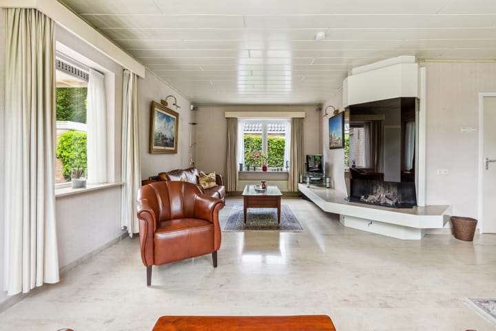 Photo 13 of Karel de Grotelaan 86