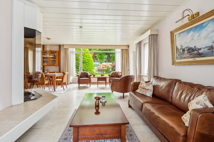 Photo 14 of Karel de Grotelaan 86