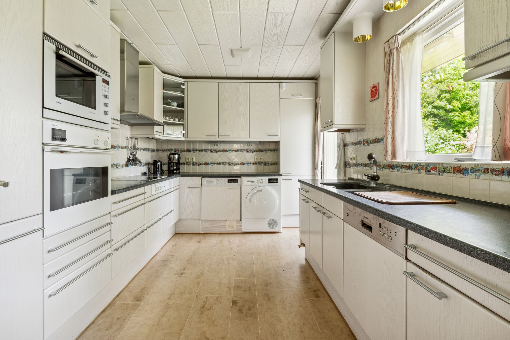 Foto 15 van Karel de Grotelaan 86