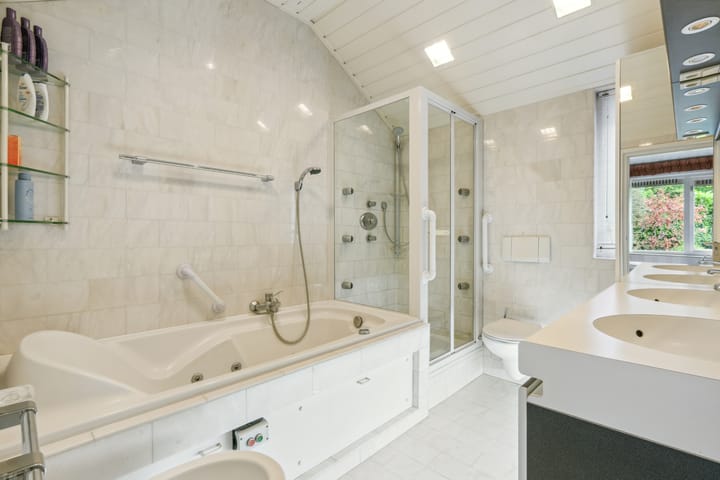 Photo 22 of Karel de Grotelaan 86