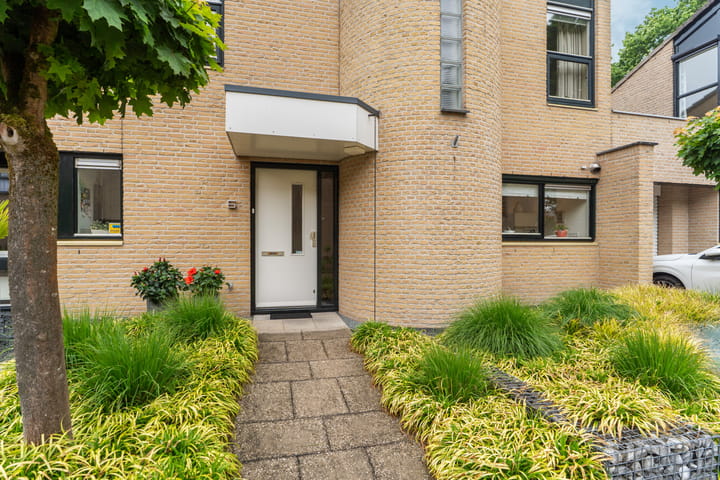 Foto 6 van Eugène Lückerstraat 6