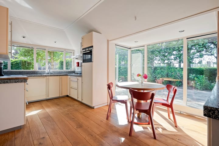 Foto 16 van Oranjelaan 38