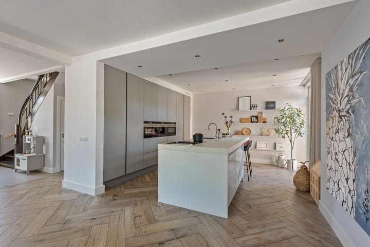 Foto 2 van Julianastraat 1