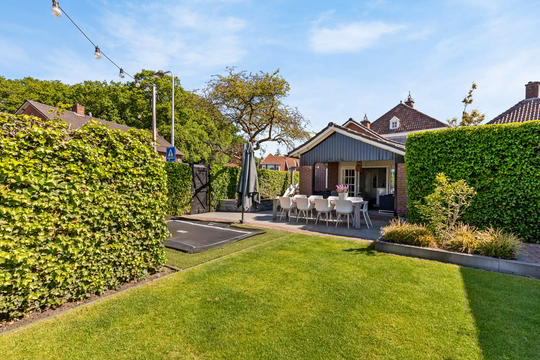 Foto 28 van Julianastraat 1