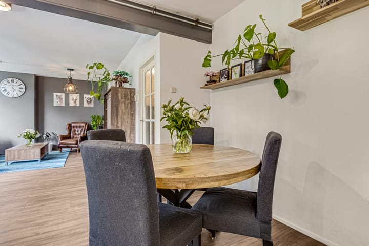 Foto 12 van Juliana van Stolberglaan 127