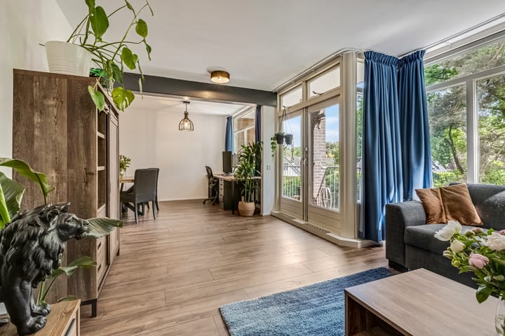 Foto 13 van Juliana van Stolberglaan 127