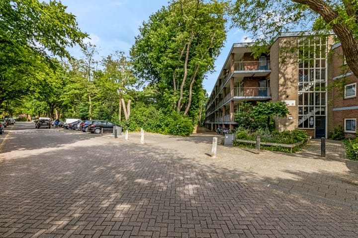 Foto 26 van Juliana van Stolberglaan 127