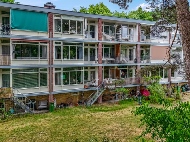 Foto 33 van Juliana van Stolberglaan 127