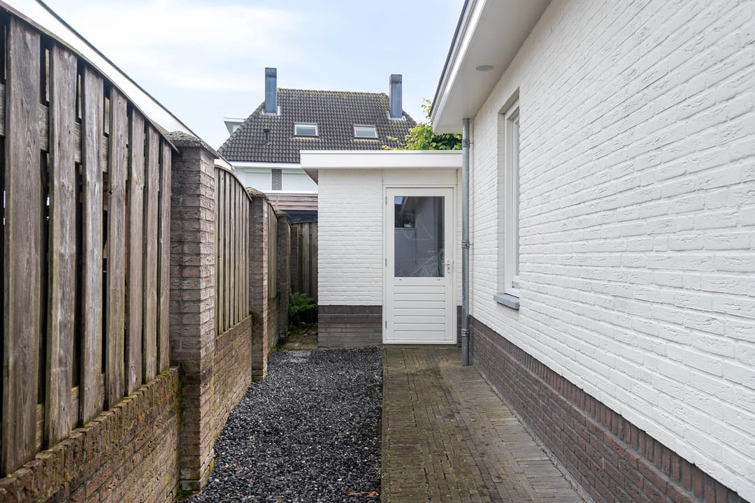 Foto 41 van Pinksterbloembeek 7