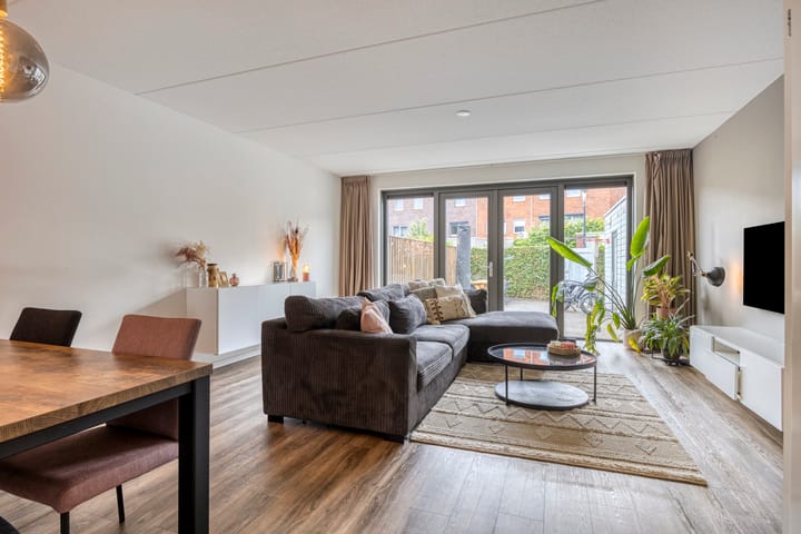 Foto 2 van Dalidastraat 4