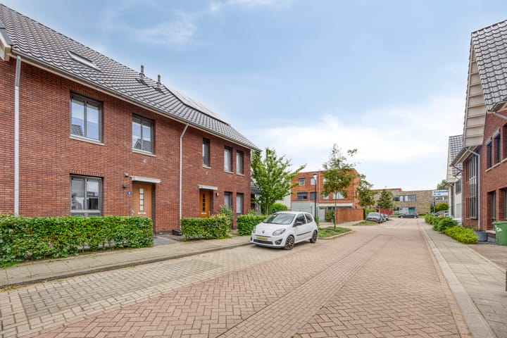 Foto 6 van Dalidastraat 4