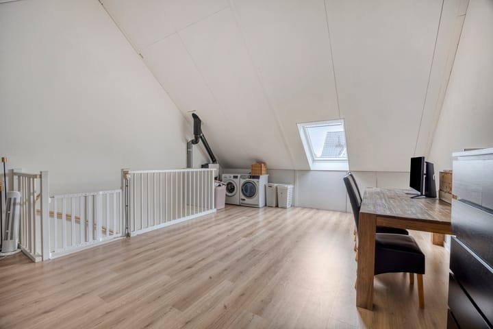 Foto 38 van Dalidastraat 4