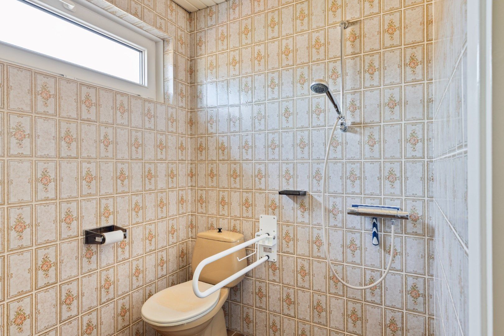 Foto 15 van Lotusstraat 14