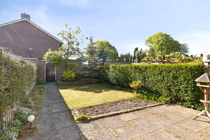 Foto 21 van Lotusstraat 14