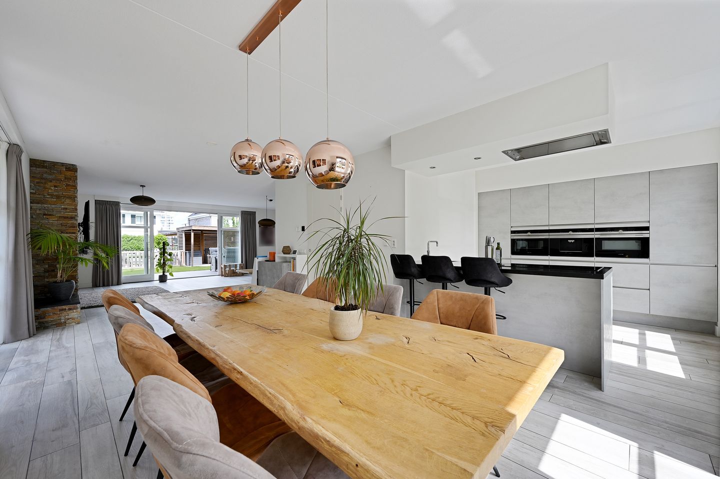 Foto 5 van Pim Mulierstraat 28