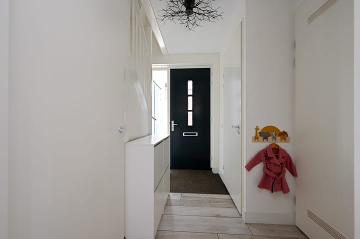 Photo 14 of Pim Mulierstraat 28