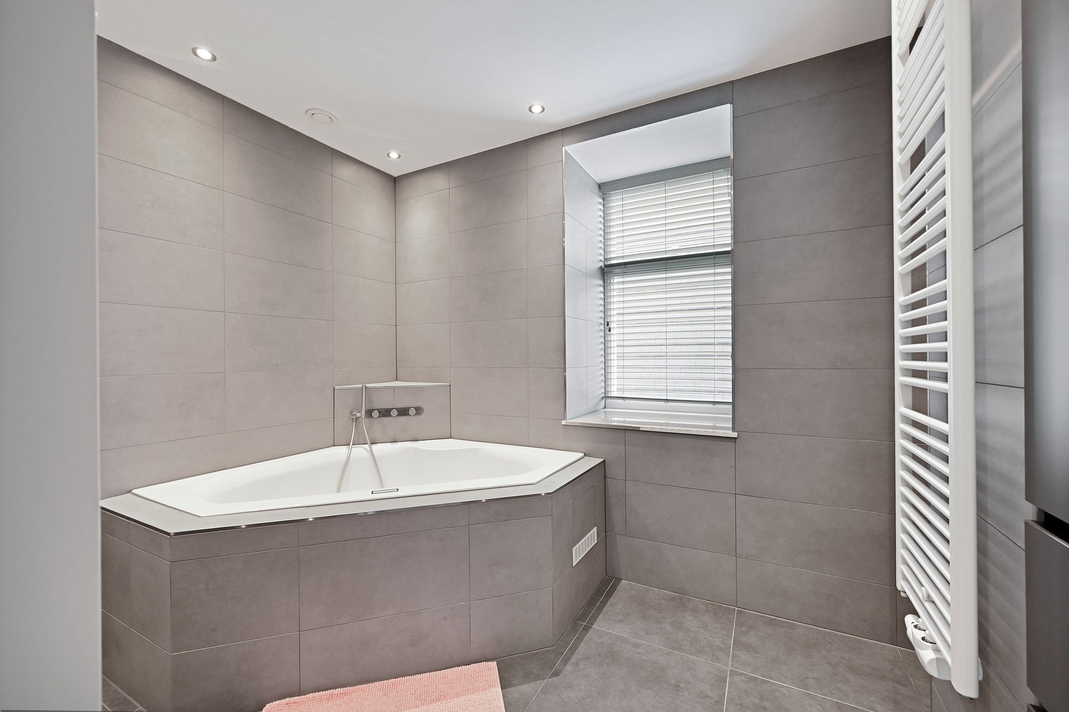 Foto 24 van Pim Mulierstraat 28