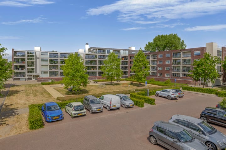 Photo 1 of Cortembergstraat 128