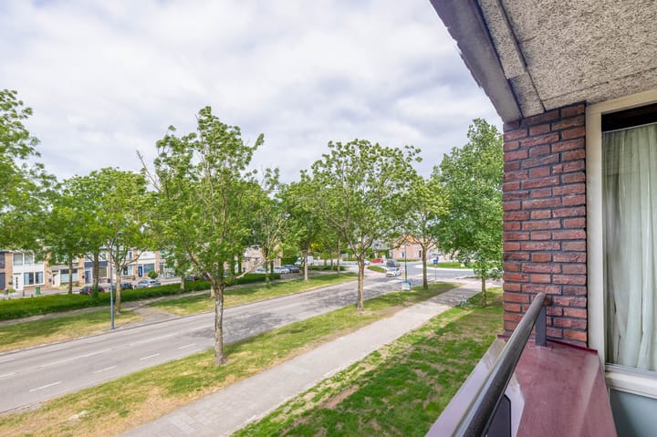 Photo 22 of Cortembergstraat 128