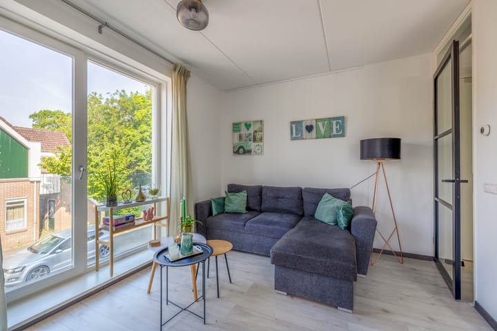 Photo 4 of Zuiderkerkstraat 3-C