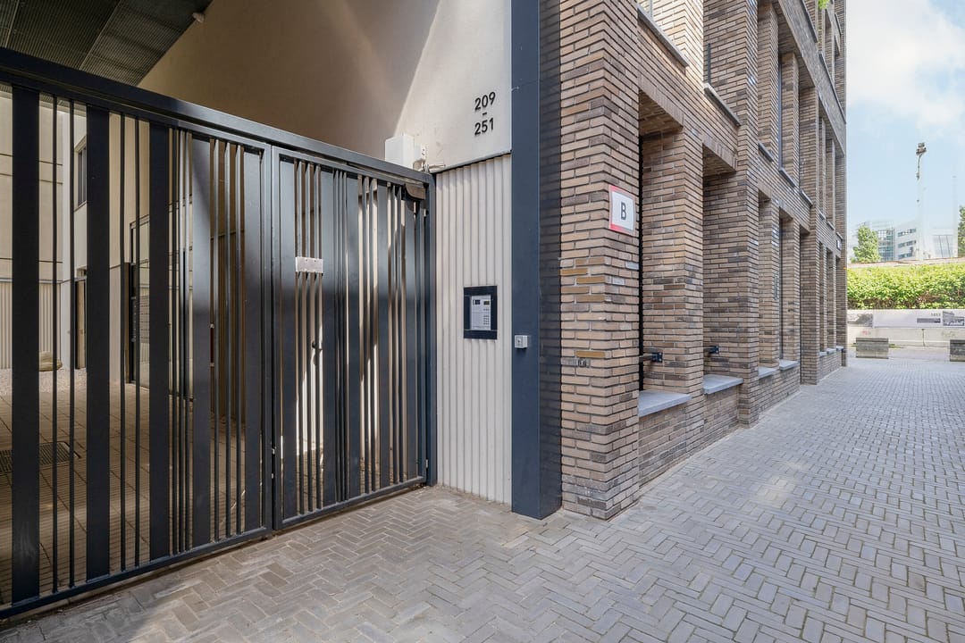 Photo 26 of Isaac Titsinghkade 229