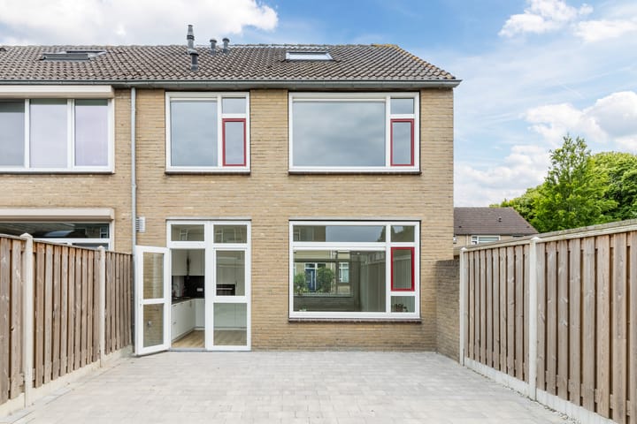 Foto 25 van Willem Barentszstraat 2