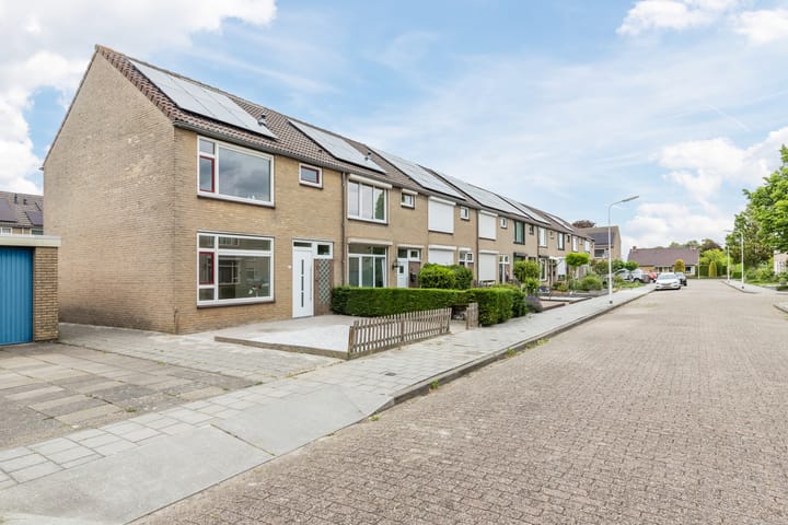 Foto 27 van Willem Barentszstraat 2