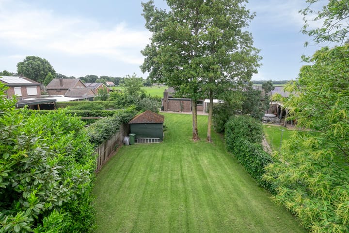 Photo 4 of Sint Josephstraat 12