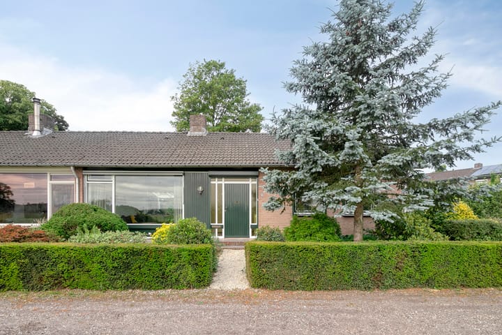 Photo 11 of Sint Josephstraat 12