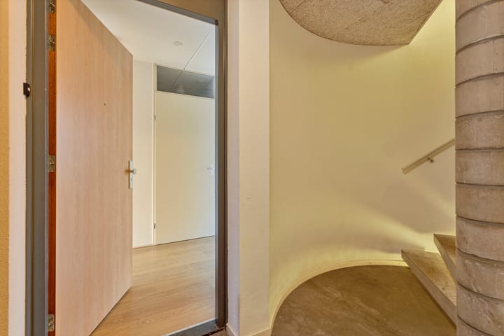 Foto 8 van Hoogvensestraat 81-B