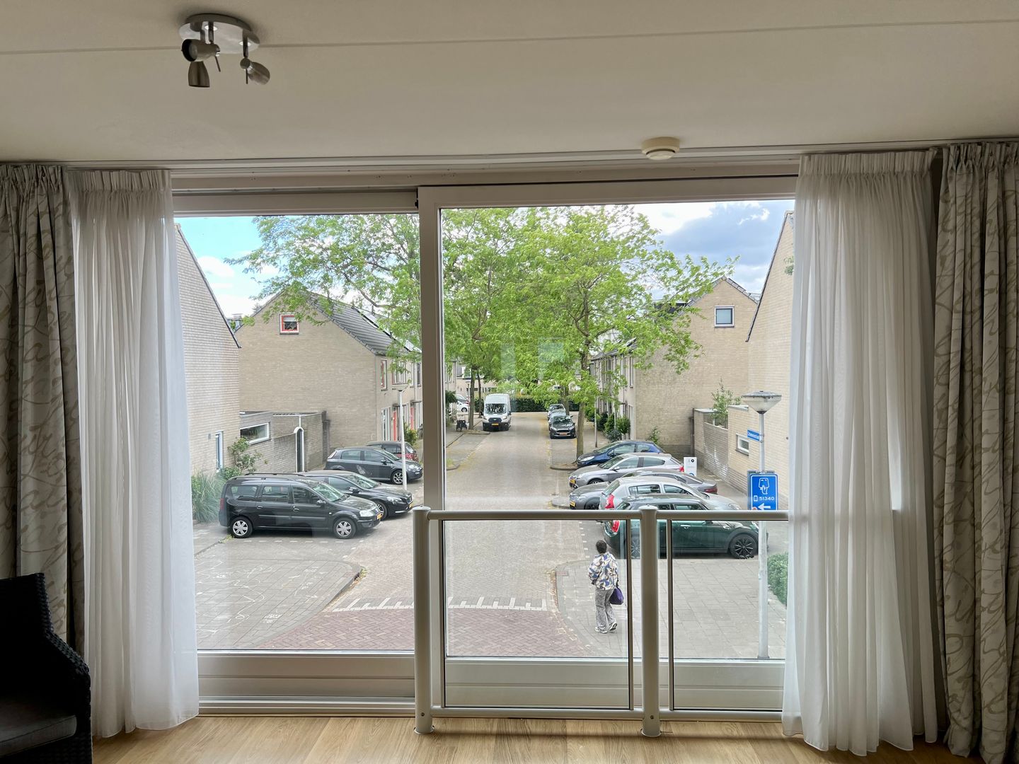 Foto 10 van Hoogvensestraat 81-B