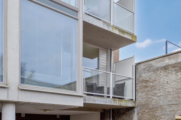 Foto 19 van Hoogvensestraat 81-B