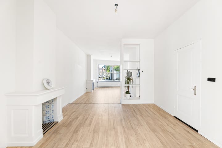 Photo 12 of Hobeinstraat 37