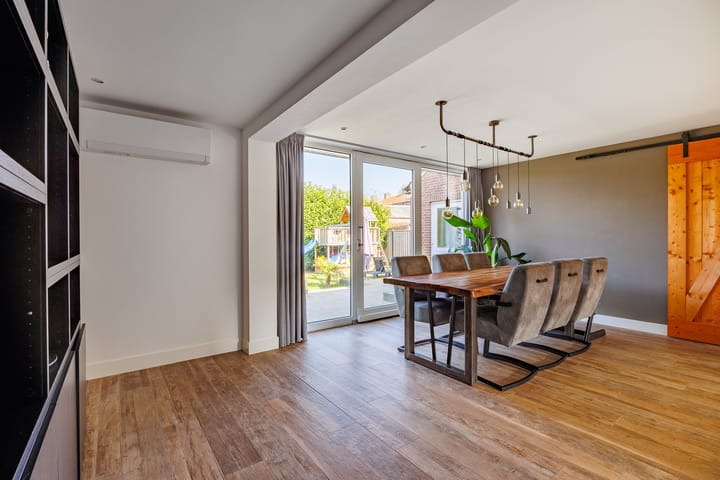 Photo 14 of Sint Petrusstraat 24