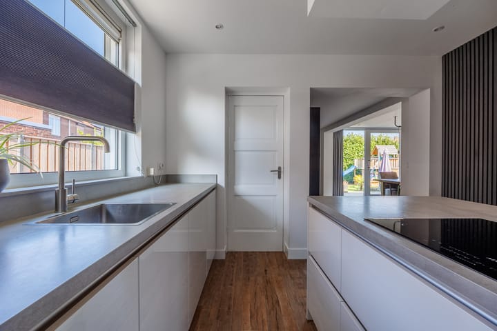 Photo 20 of Sint Petrusstraat 24