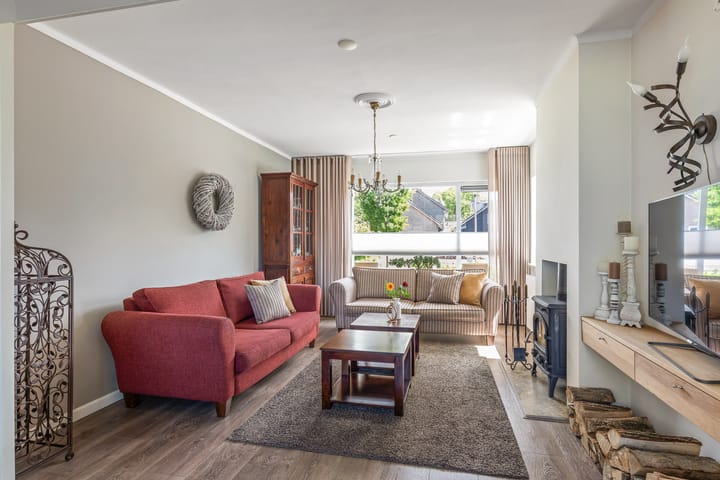 Photo 7 of Meester Lazonderstraat 25